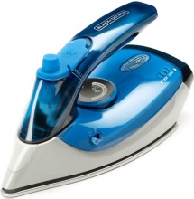 Black & Decker BXIR1000E Ferro da Stiro a Vapore con Piastra in Acciaio 1000W