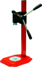 Omac 220 Tappatrice corona a colonna per tappi fino a � 26 mm Regina