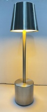 PYRAMIDEA LRP11S lampada da tavolo a LED Stile Design colore Argento