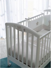 Pali 0253Teo Lettino Culla Neonato in Legno con Ruote e Cassettone Bianco 0253 TEO